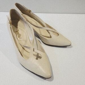 Frank Mully Elegant Cream Pointed-Toe Women's Shoes Size 8.5 M